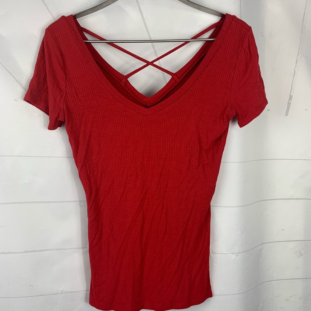 Hollister red top size small